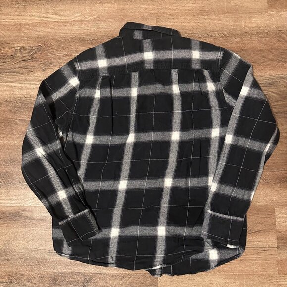 Arizona Jeans Casual Button Down Mens Medium Black Plaid Rugged Flannel Shirt - Picture 3 of 5